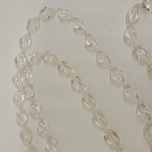 Sarah Cov Necklace Coventry Holday Beads ICE 1975 Twisted Oval Plastic Beads - Picture 3 of 10